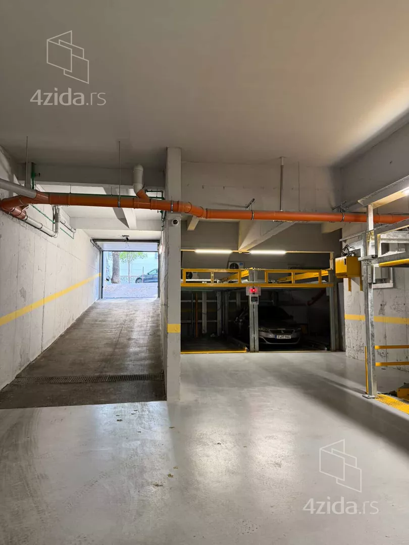 Garaža | 4zida