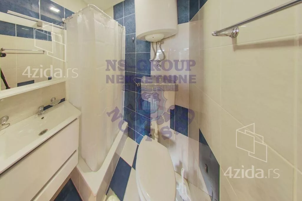 Četvoroiposoban stan | 4zida