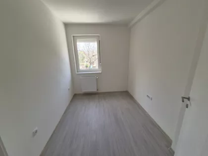 Kertvaroš | 4zida.rs