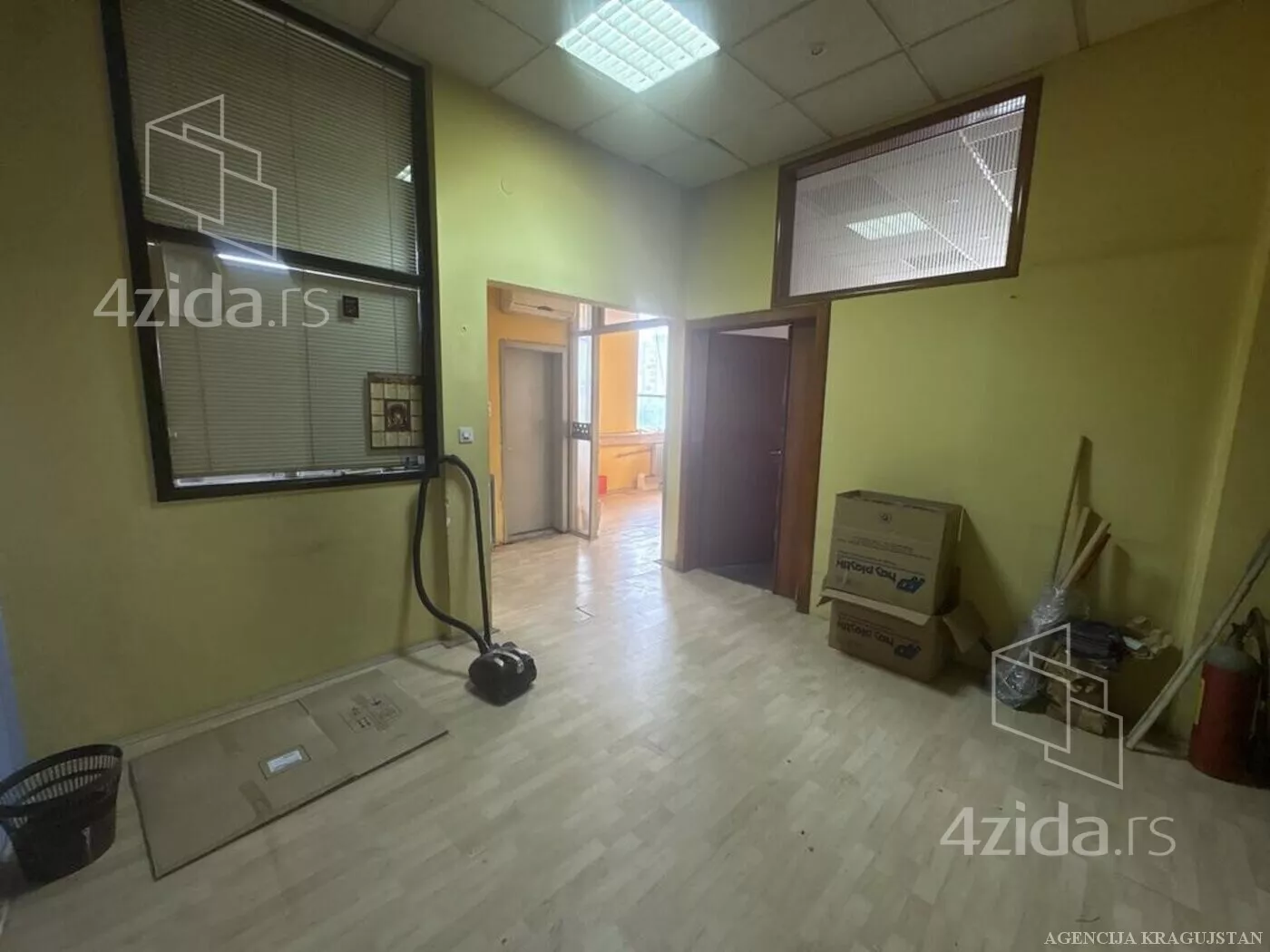 Poslovni prostor | 4zida