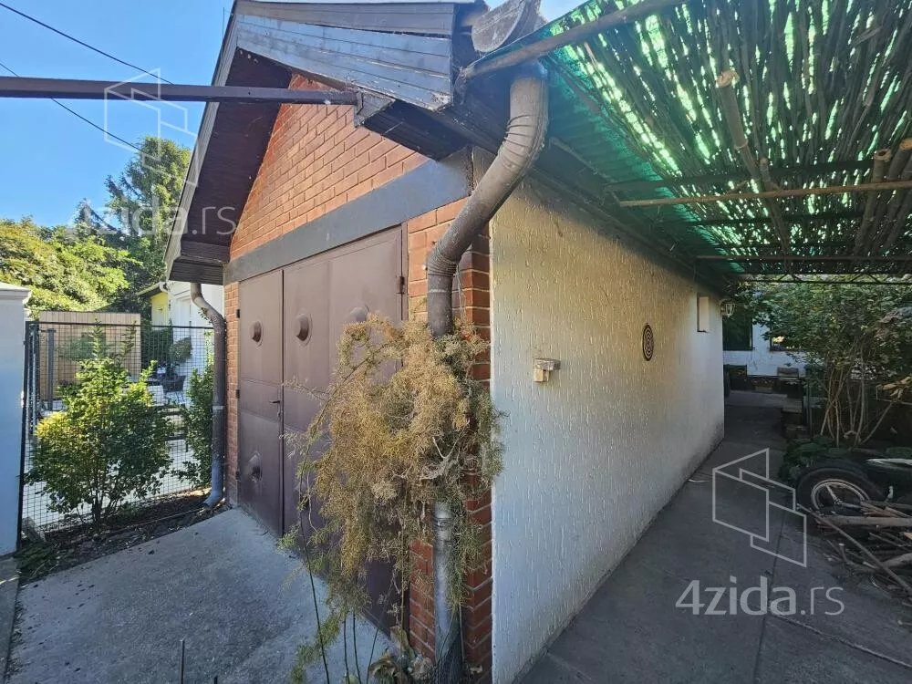 Kuća | 4zida