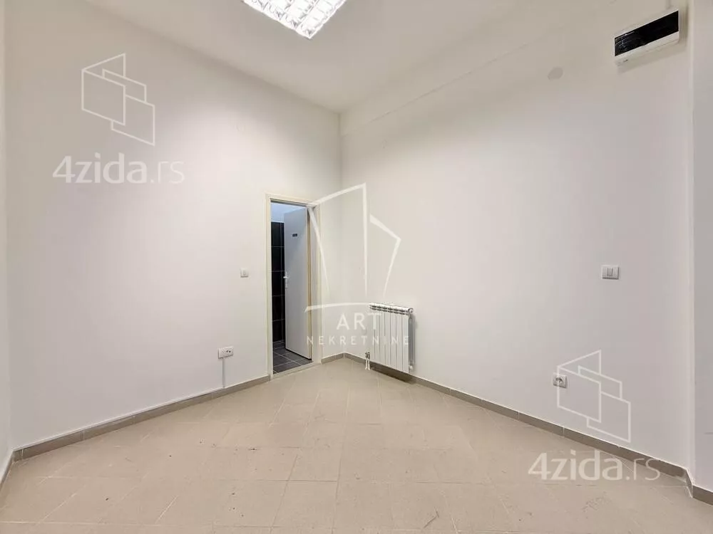 Lokal | 4zida