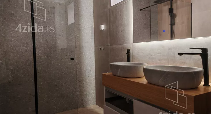 4-etažna kuća | 4zida