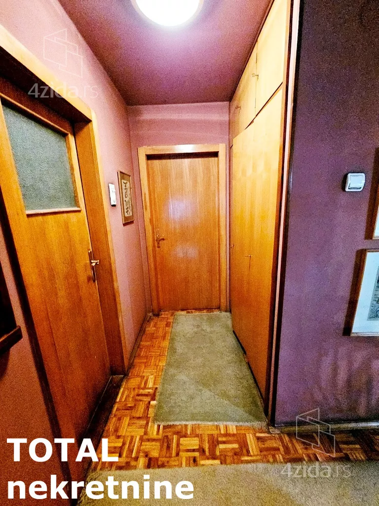 Četvoroiposoban stan | 4zida