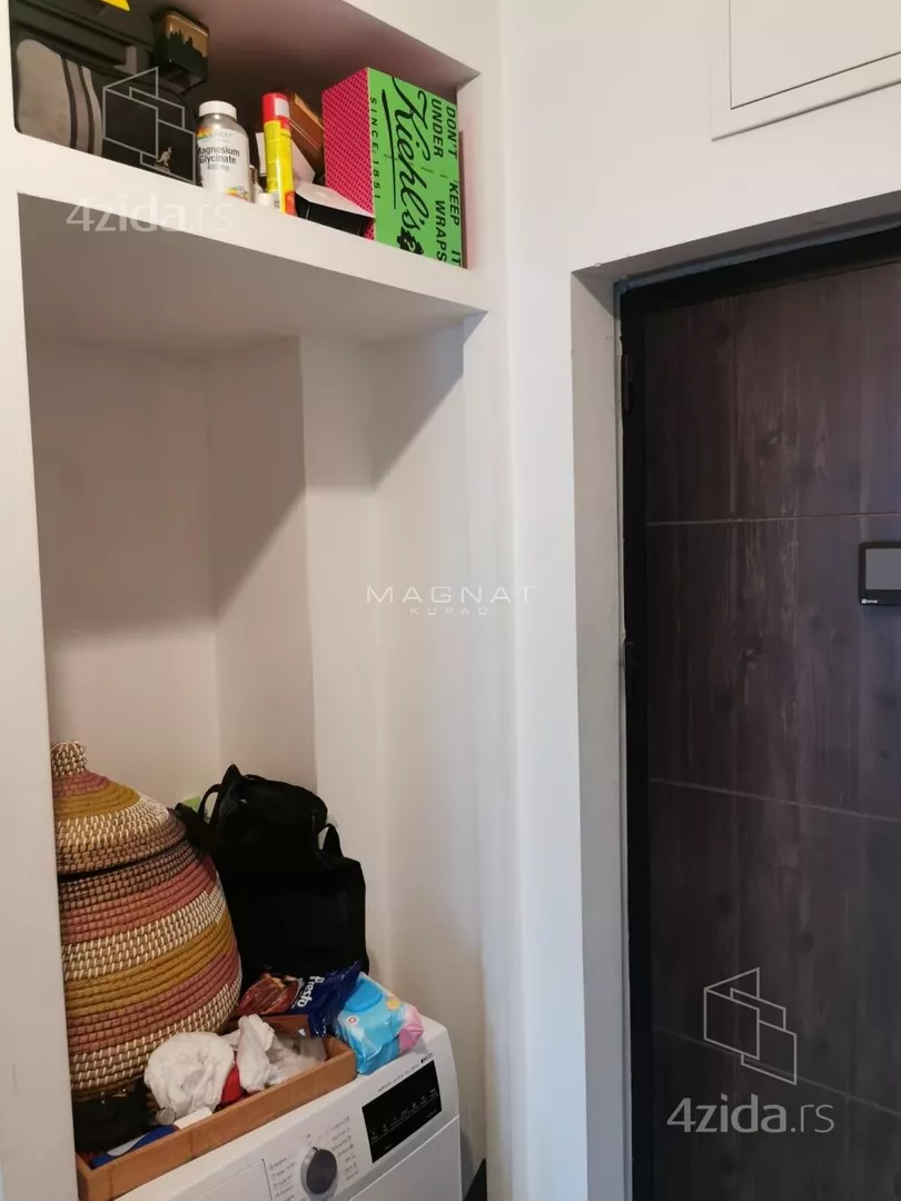 Četvoroiposoban stan | 4zida