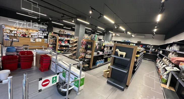 Poslovni prostor | 4zida