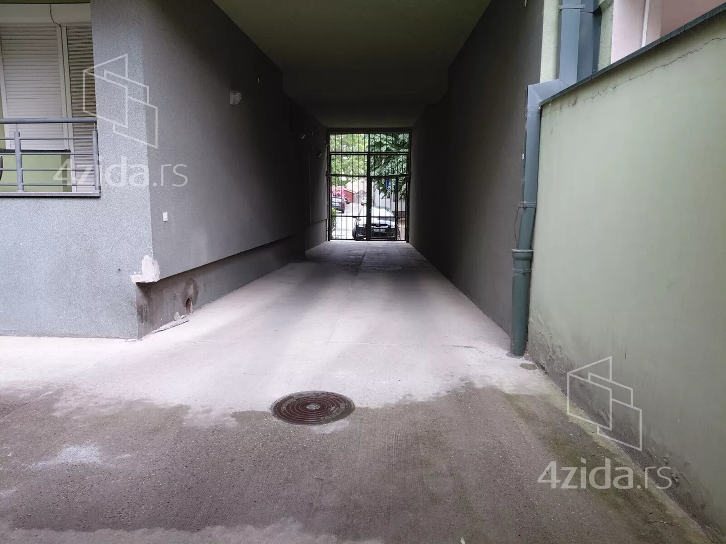 Garaža | 4zida