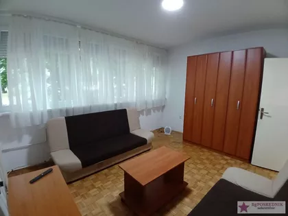 Učitelja Miloša Jankovića | 4zida.rs
