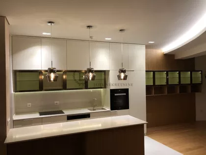 Trešnjinog Cveta | 4zida.rs