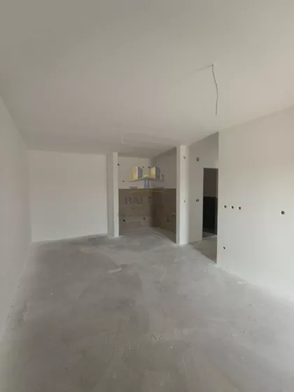 Stari Banovci | 4zida.rs