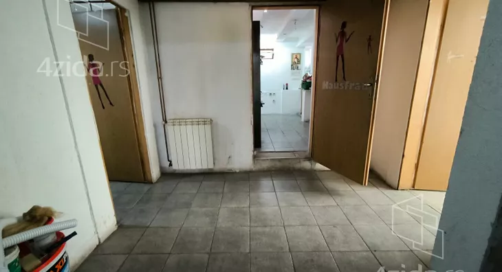 4-etažna kuća | 4zida