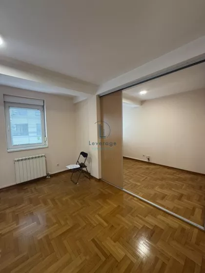 Gospodara Vučića | 4zida.rs