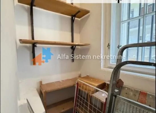 Četvoroiposoban stan | 4zida