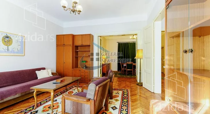 Četvoroiposoban stan | 4zida