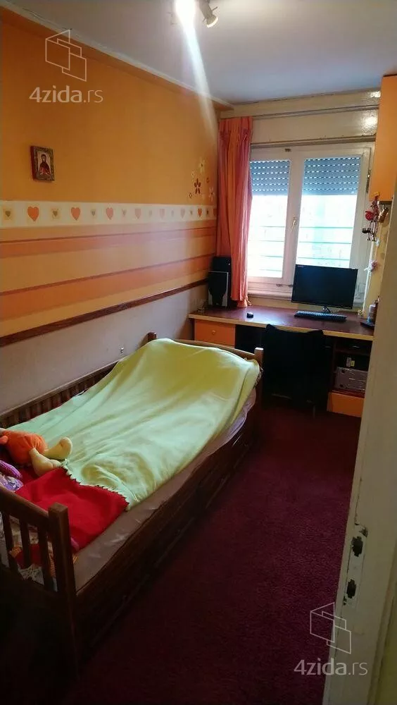 Troiposoban stan | 4zida