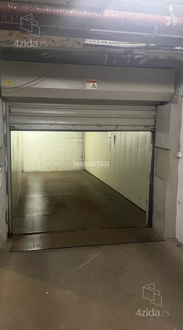 Garaža | 4zida