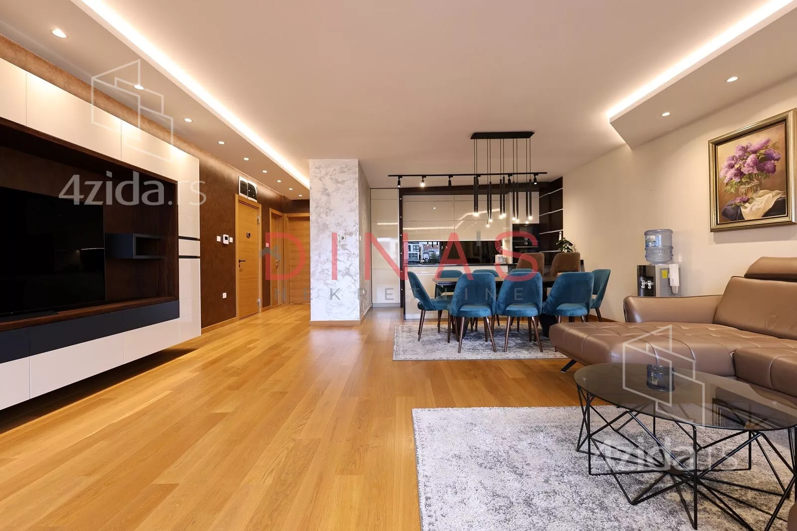 Četvorosoban stan | 4zida