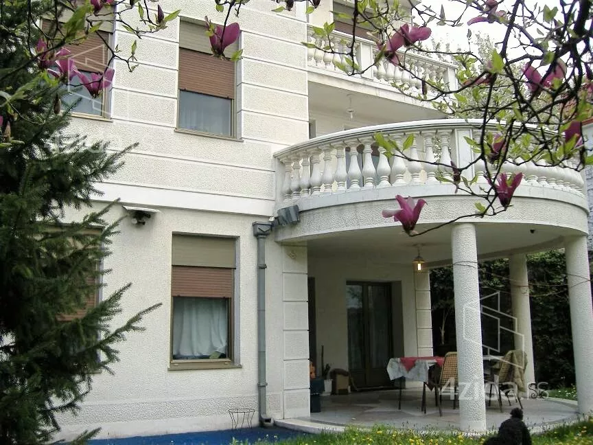 4-etažna kuća | 4zida