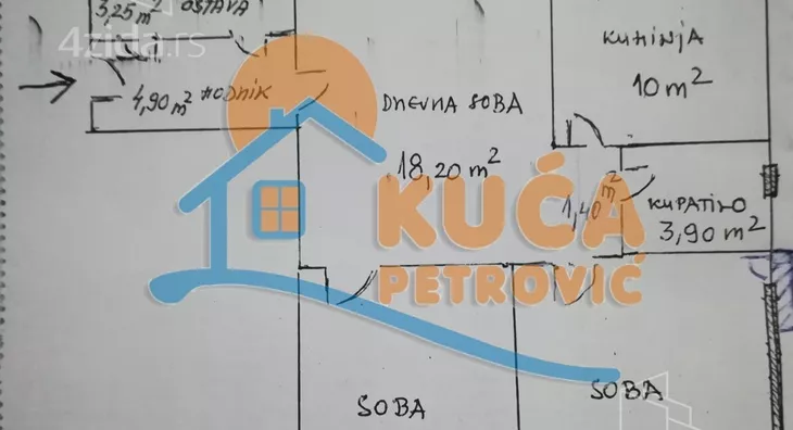 Trosoban stan | 4zida