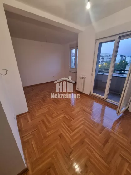 Cara Dušana | 4zida.rs