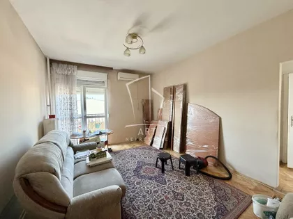 Ugrinovačka | 4zida.rs