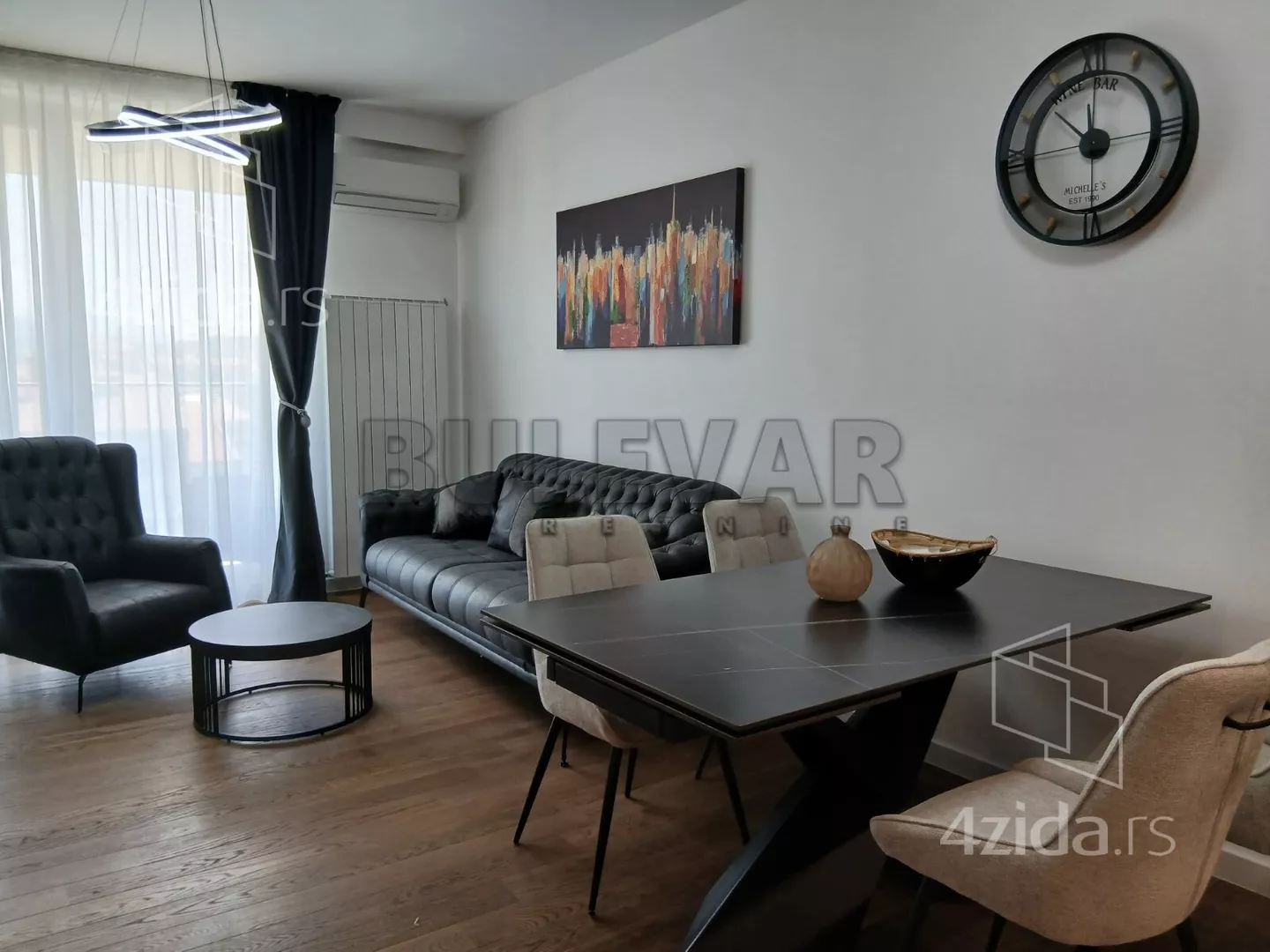 Dvoiposoban stan | 4zida