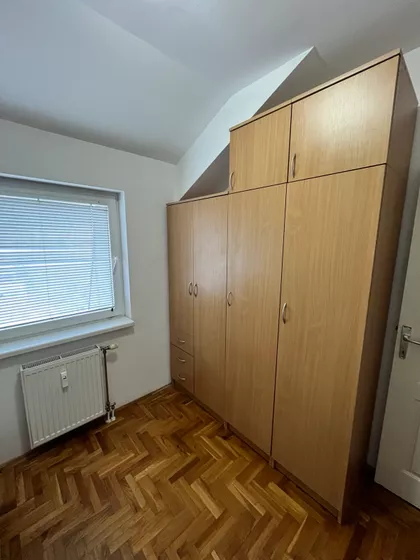 7. Jula 12 | 4zida.rs