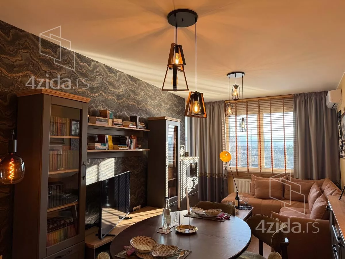 Dvoiposoban stan | 4zida