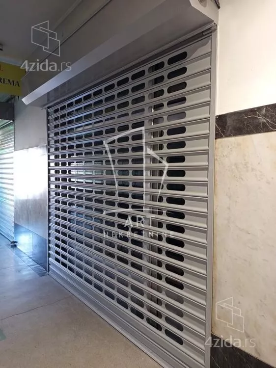 Lokal | 4zida