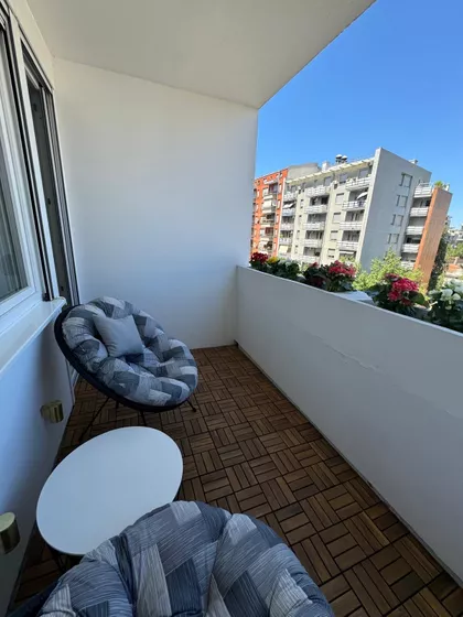 Crveni Krst Vračar | 4zida.rs