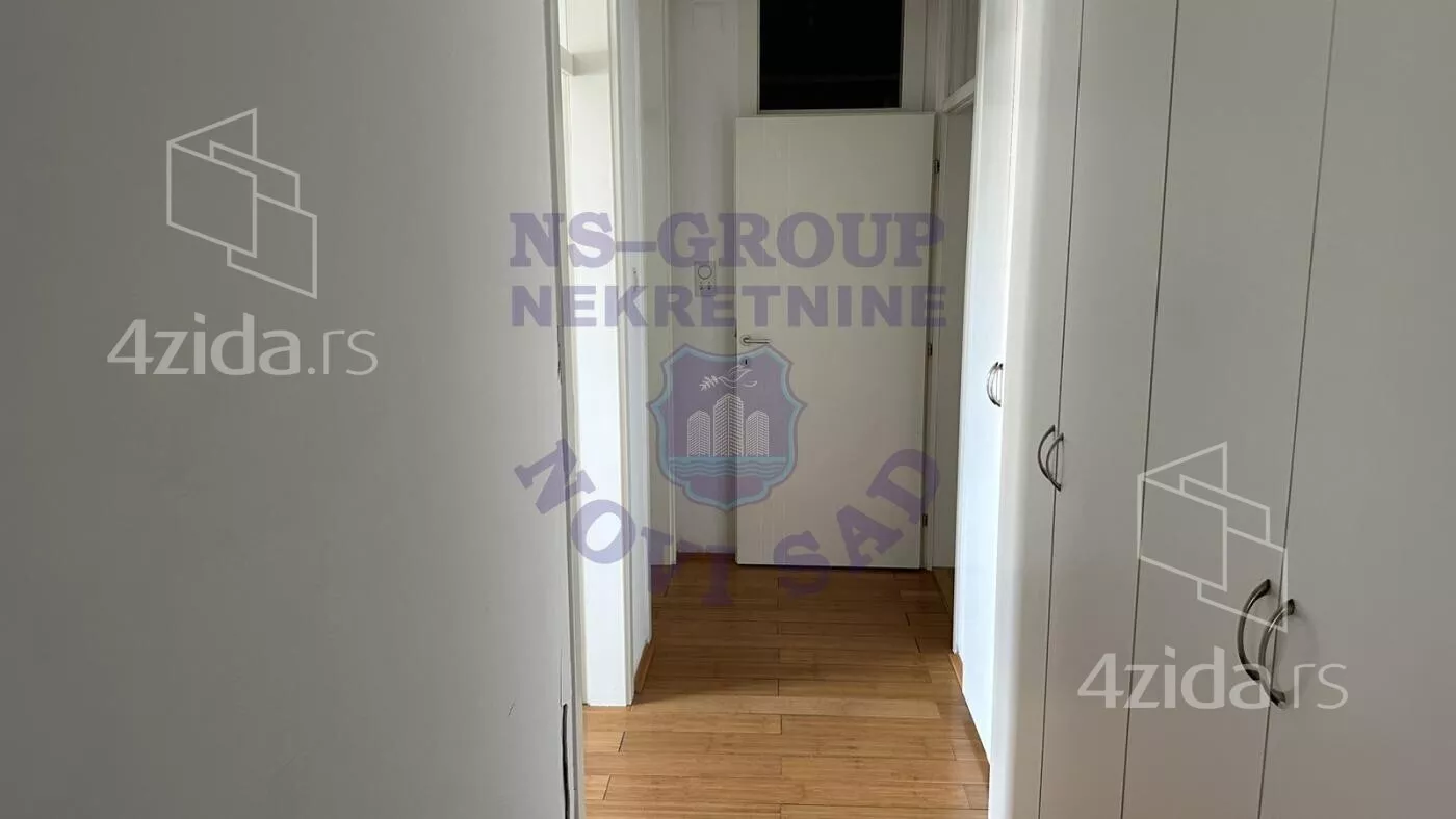 Četvoroiposoban stan | 4zida