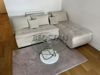 Južni Bulevar | 4zida.rs
