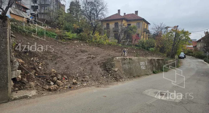 Građevinsko zemljište | 4zida