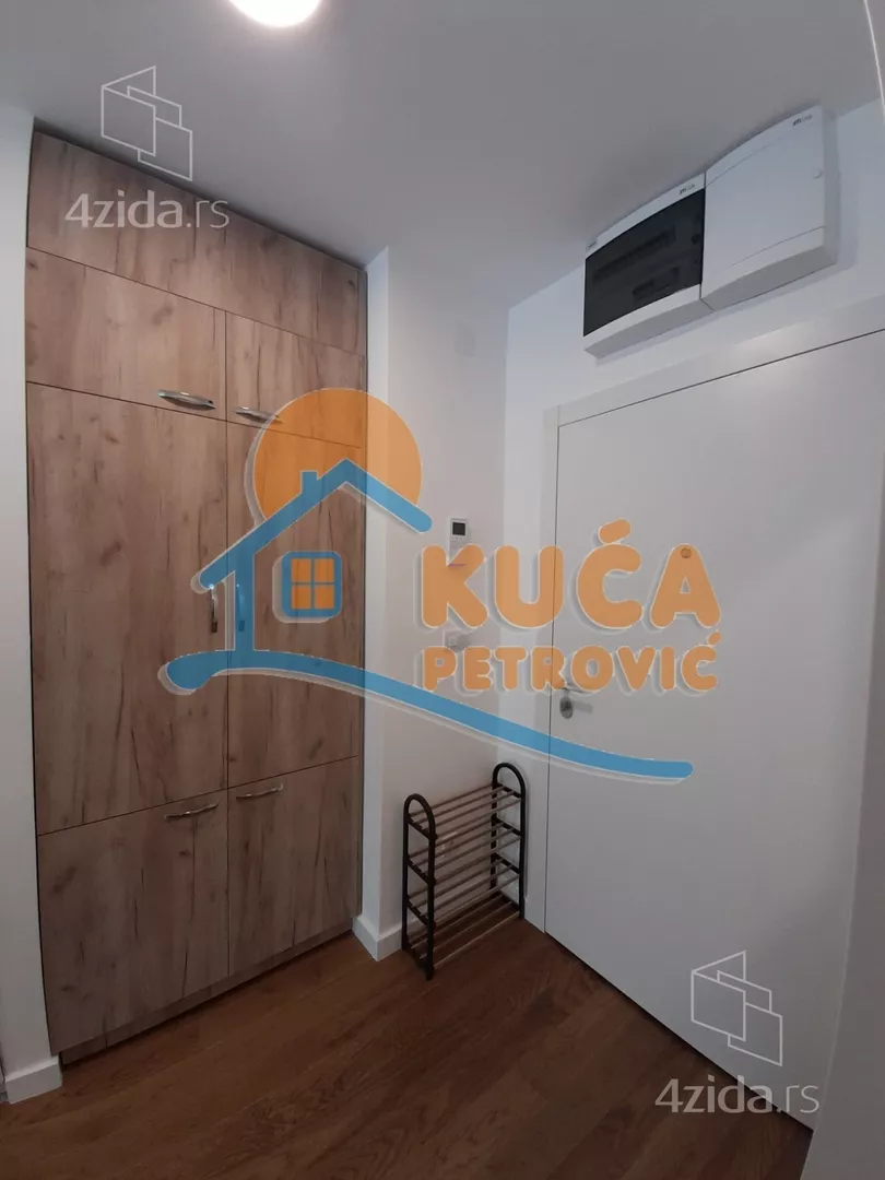 Garsonjera | 4zida