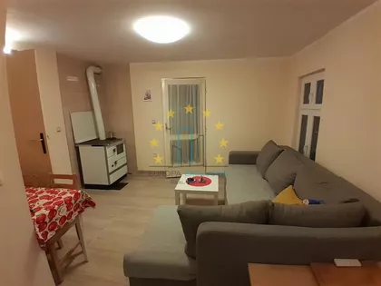 Mali Požarevac | 4zida.rs