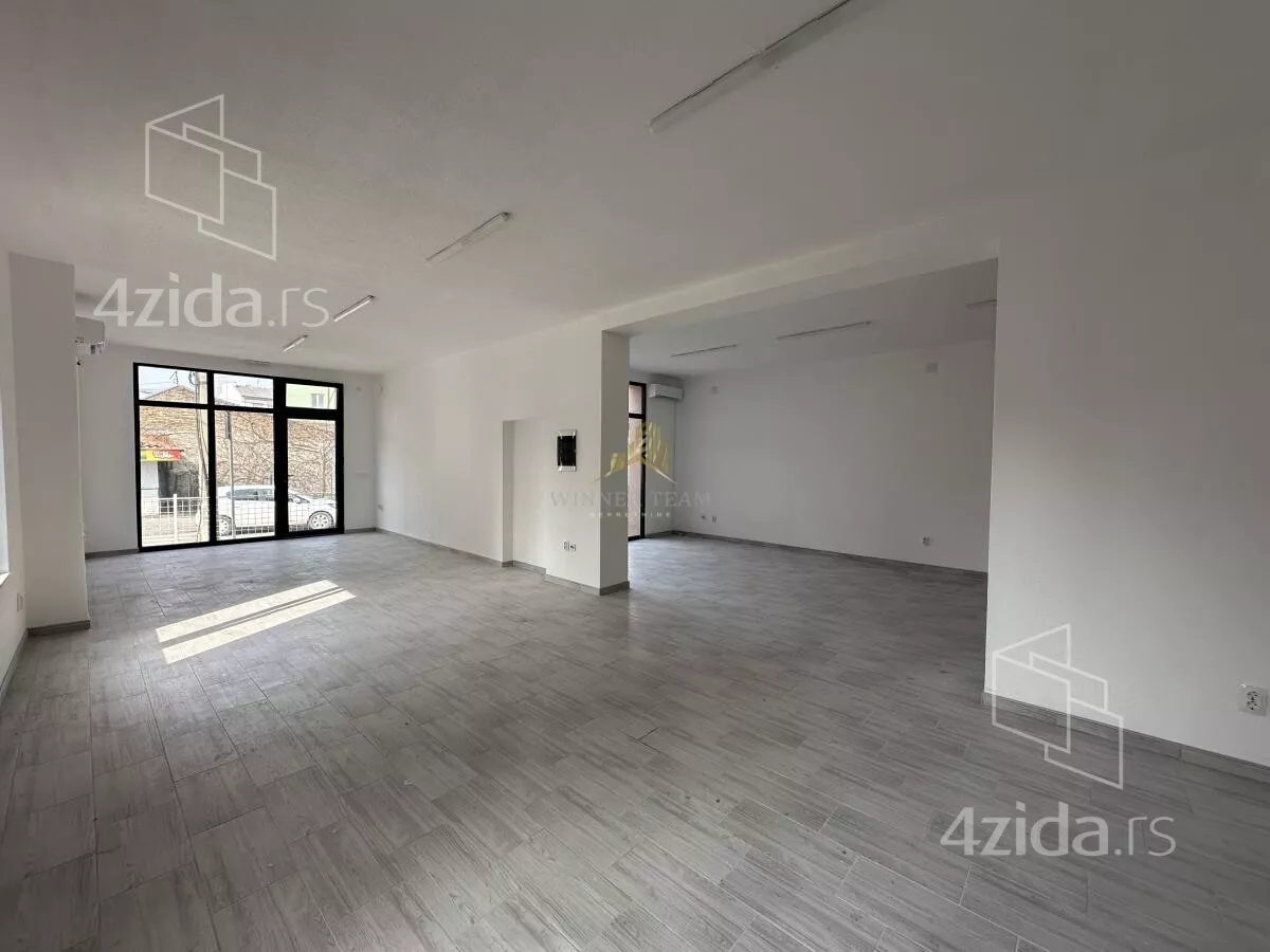 Poslovni prostor | 4zida