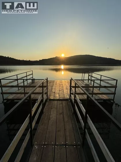 Okolne lokacije | 4zida.rs