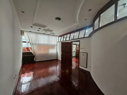 Palmira Toljatija 5 | 4zida.rs