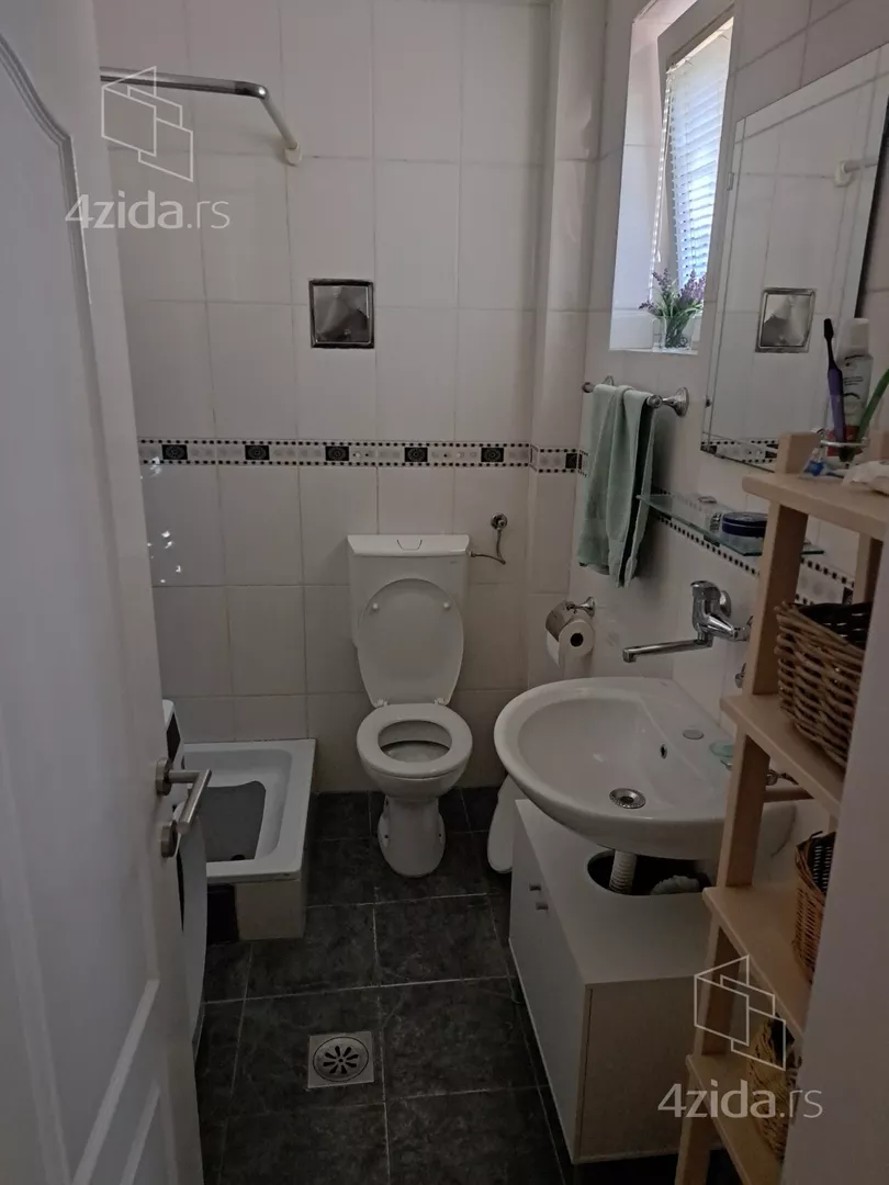 Garsonjera | 4zida