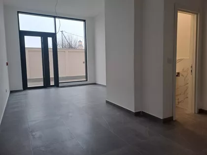 Cara Dušana | 4zida.rs