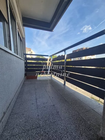 Centar preko Lepenice | 4zida.rs