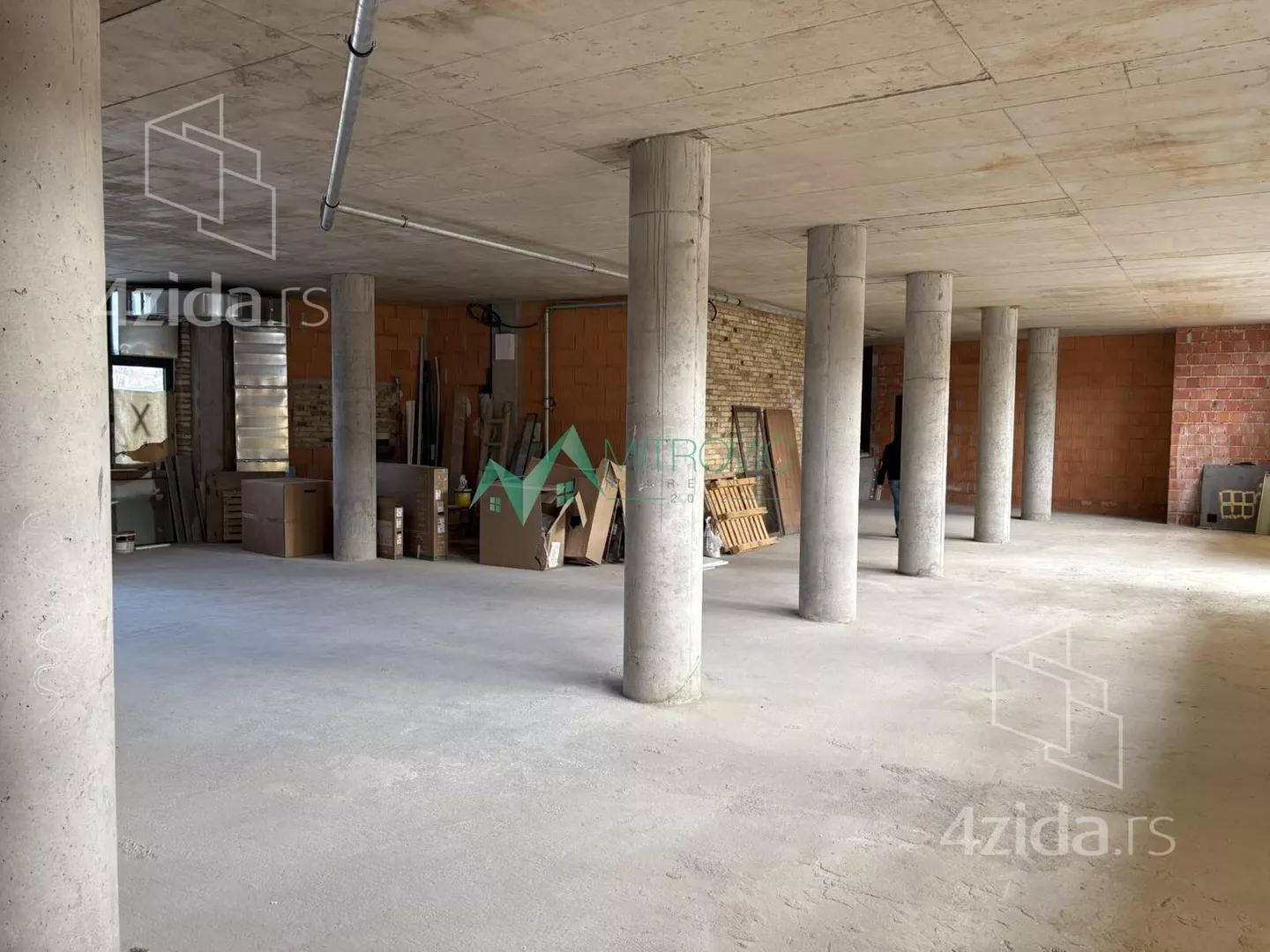 Poslovni prostor | 4zida