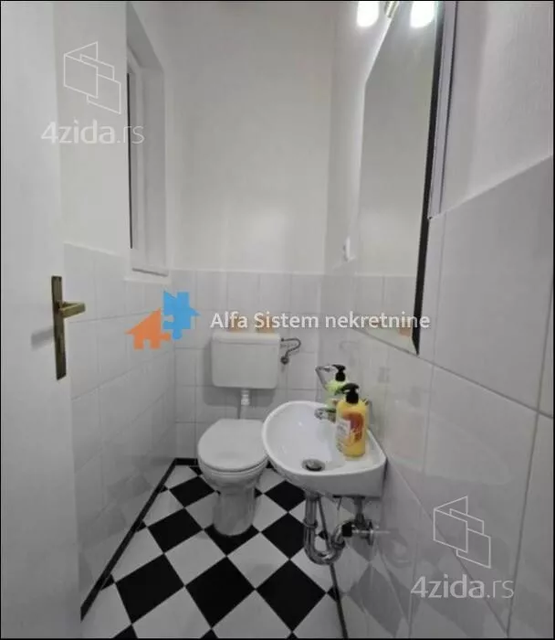 Petosoban stan | 4zida