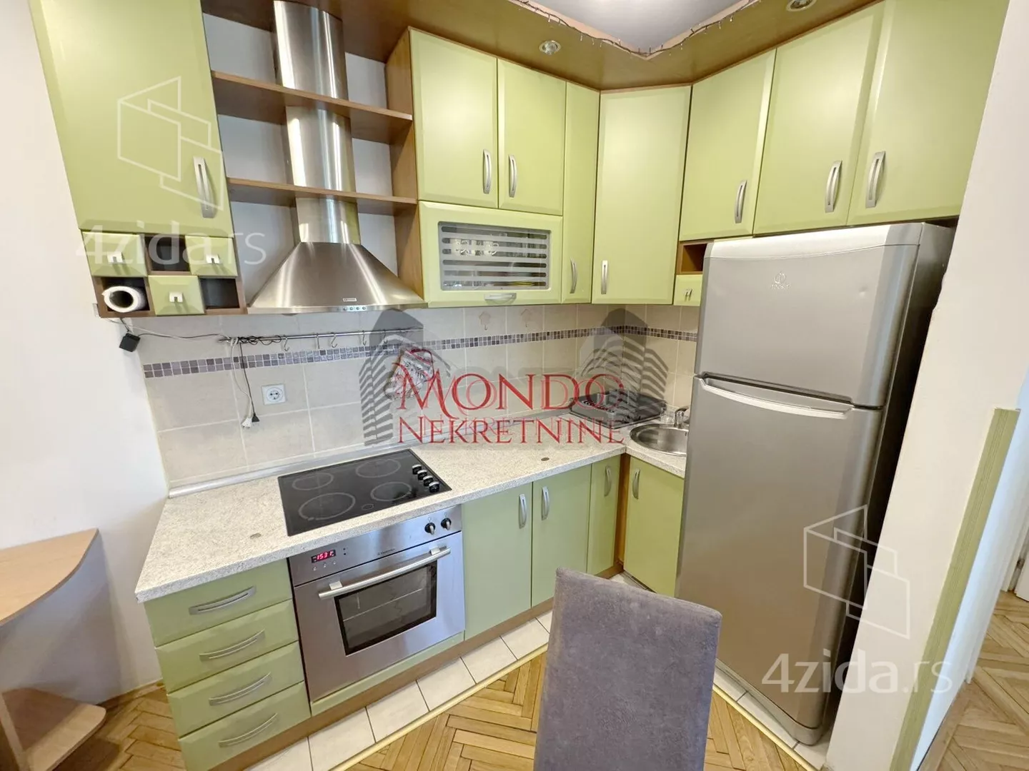 Jednoiposoban stan | 4zida