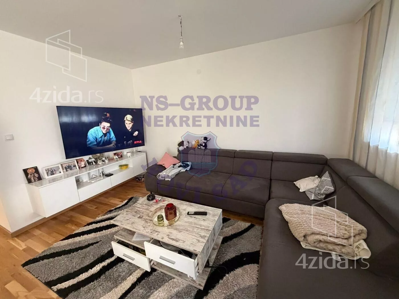 Troiposoban stan | 4zida