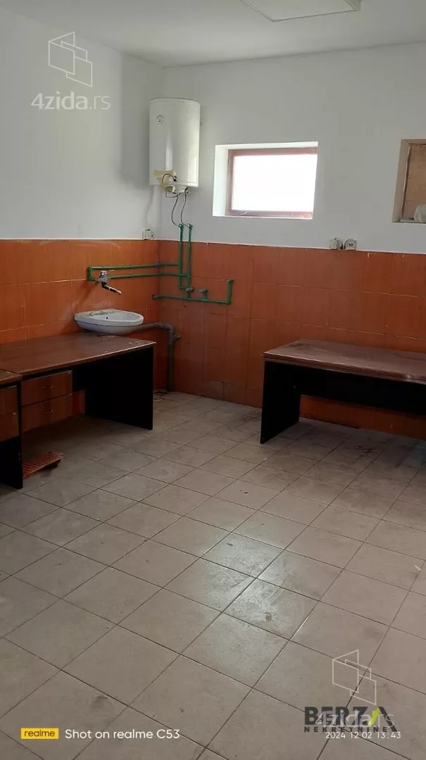 Poslovni prostor | 4zida