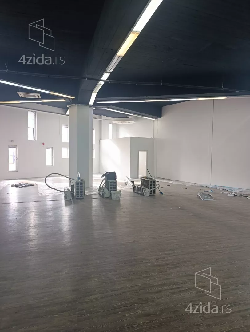 Poslovni prostor | 4zida