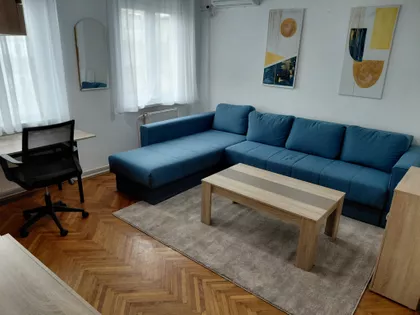 Cara Dušana 7 | 4zida.rs