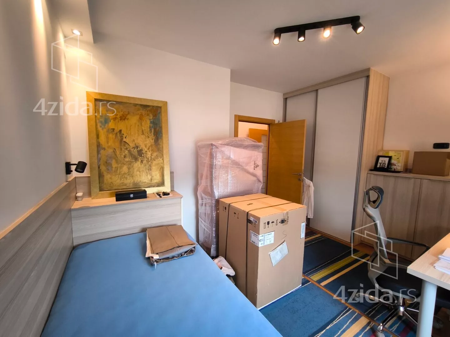 Četvorosoban stan | 4zida