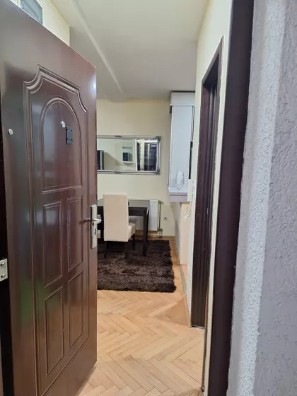 Milana Vukosa 40 | 4zida.rs